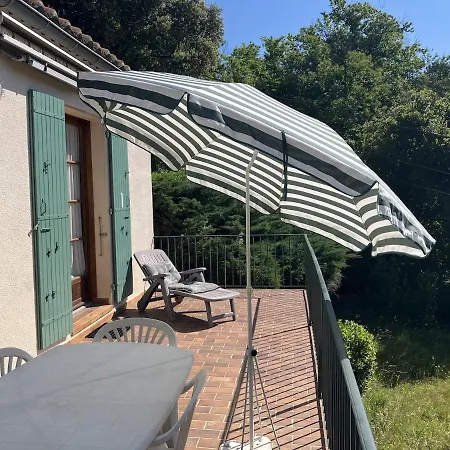 Hébergement de vacances Ribes, Maison Familiale Au Calme Ribes